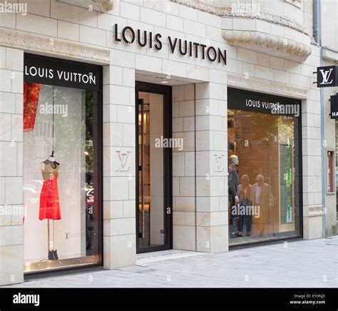 louis vuitton outlet dusseldorf|louis vuitton shop düsseldorf.